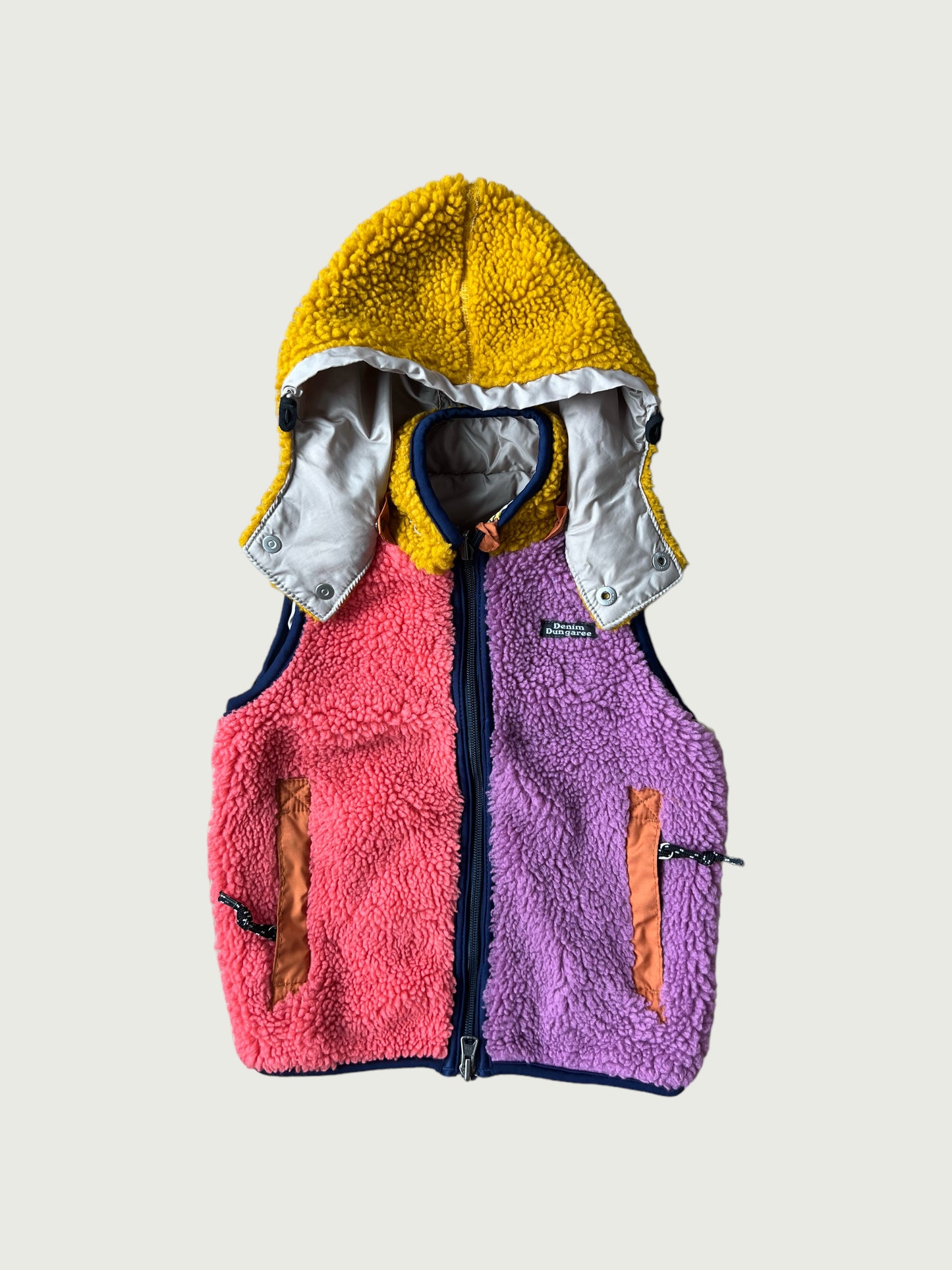 REVERSIBLE VEST