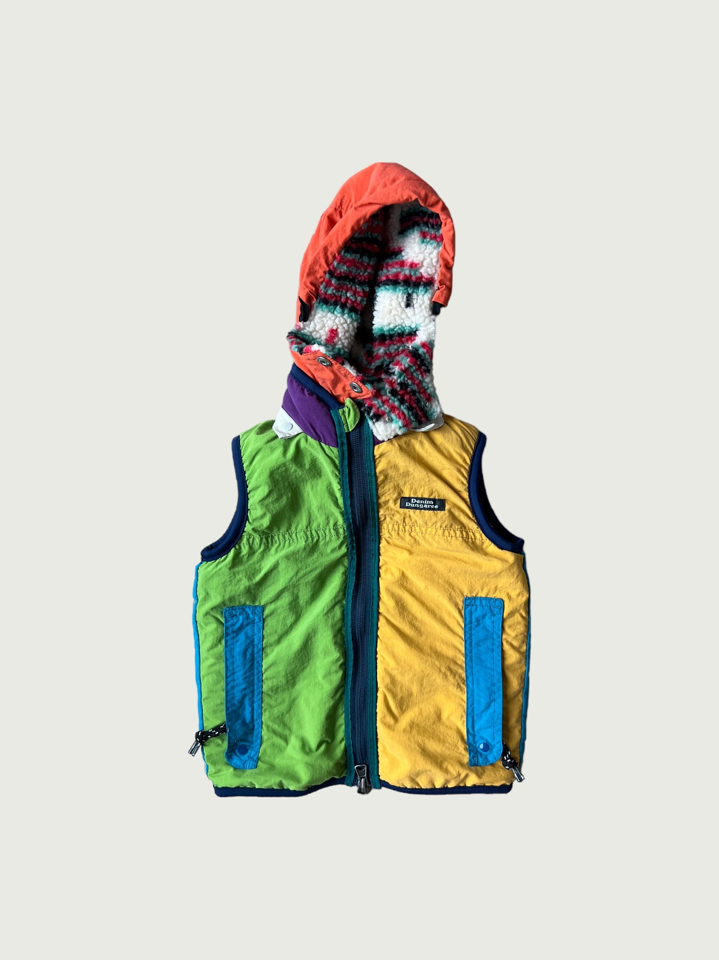 REVERSIBLE VEST